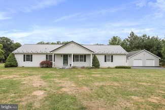 325 Tanglewood Dr, Old Fields, WV 26845