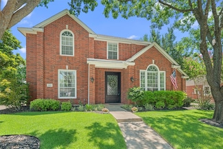 8432 Parkdale Dr, North Richland Hills, TX 76182