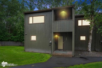 2091 Cliffside Dr Unit 30, Anchorage, AK 99501