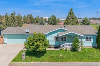 2498 NE Rosemary Dr, Bend, OR 97701