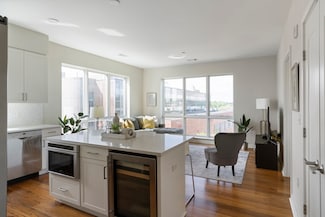 3531 Washington St Unit 501, Jamaica Plain, MA 02130