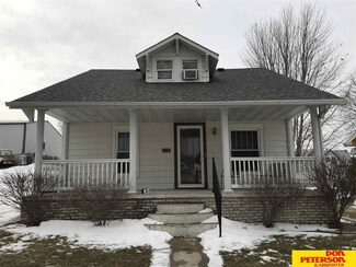 306 S Madison Ave, Hartington, NE 68739