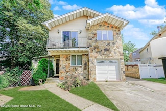 76 Lucille Ave, Staten Island, NY 10309
