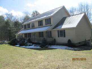 2757 E Arthur Rd, Rothbury, MI 49452