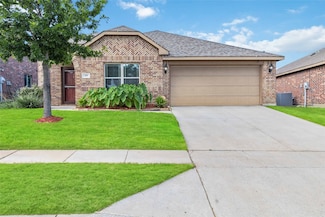 409 Hoover Ave, Lavon, TX 75166