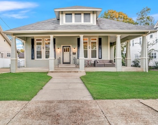 864 E Broad St, West Point, MS 39773