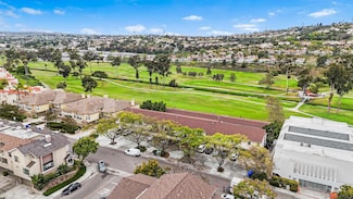 2544 Navarra Dr Unit 5, Carlsbad, CA 92009