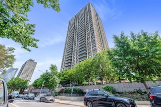 75 Henry St Unit 19F, Brooklyn, NY 11201