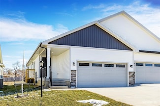 735 Linden St, Carlisle, IA 50047