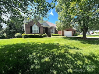 7700 Sedgebrook Dr E, Stanley, NC 28164
