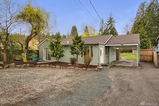 19013 20th Ave NE, Lake Forest Park, WA 98155