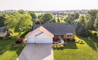 2731 Ashwood Dr, Carroll, IA 51401