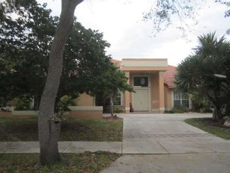 1023 Pine Branch Dr, Weston, FL 33326