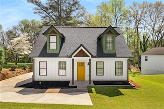 1071 N Price Rd, Sugar Hill, GA 30518