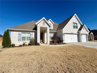 1641 Cherrie St, Bentonville, AR 72713