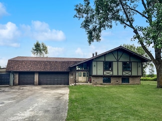 27555 S Forest View Ln, Beecher, IL 60401