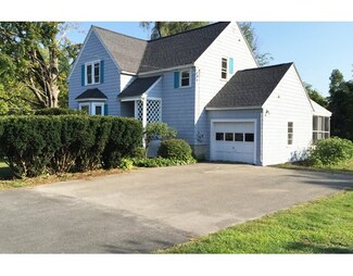 32 Main St, Williamsburg, MA 01096