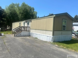 2146 Pine Tree Cir, Idaho Falls, ID 83401