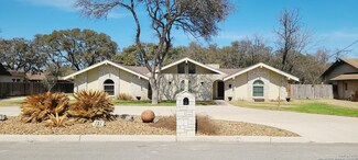 121 Garrapata Ln, San Antonio, TX 78232