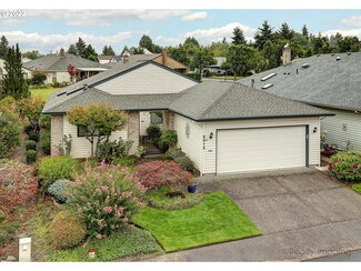 2012 NE 158th Ave, Portland, OR 97230