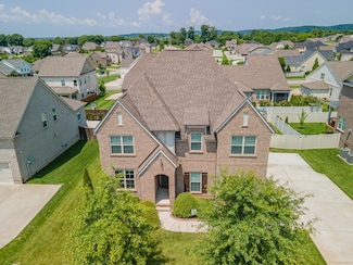 705 Rain Meadow Ct, Spring Hill, TN 37174