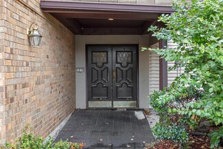 1279 Guelbreth Ln Unit 308, Saint Louis, MO 63146