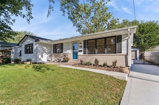 4140 Boyd St, Des Moines, IA 50317