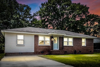 116 Lyle Rd, Goose Creek, SC 29445