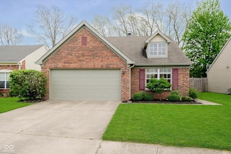11108 Oakridge Dr, Fishers, IN 46038