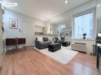 424 E 57th St Unit 6E, New York, NY 10022