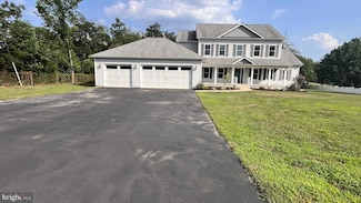 43358 Mountain View Dr, Chantilly, VA 20152