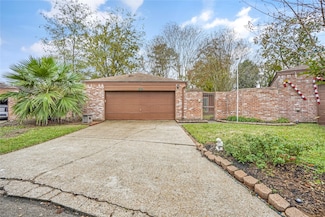 6822 Clee Ln, Spring, TX 77379