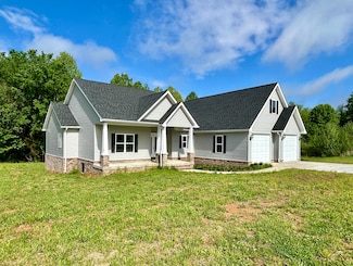 108 Patriot Dr, Science Hill, KY 42553