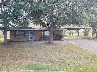 312 L S P Cir, Kerens, TX 75144