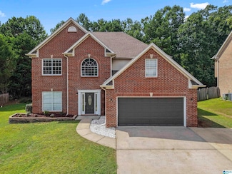 580 Forest Lakes Dr, Sterrett, AL 35147