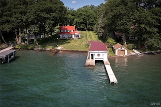2761 E Lake Rd, Skaneateles, NY 13152