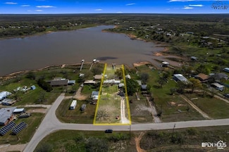 312 Osage Cir, Henrietta, TX 76365