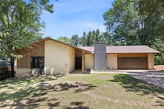 904 W 17th Terrace, Russellville, AR 72801