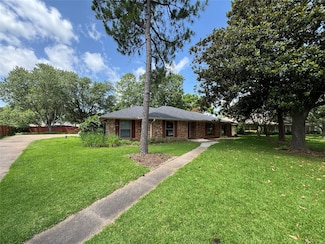 2310 Wesley Cir, Bossier City, LA 71111