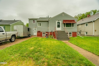 926 N 12th St, Bismarck, ND 58501