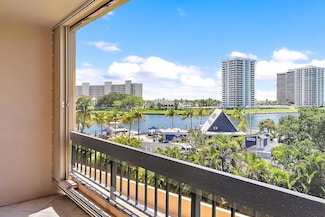1036 Us Highway 1 Unit 318, North Palm Beach, FL 33408