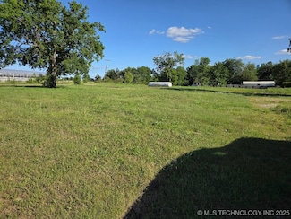 5104 S 83rd West Ave, Oakhurst, OK 74107