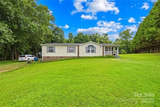 101 Titanium Dr, Statesville, NC 28625