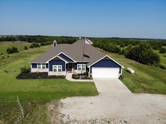895 County Road 2909, Dodd City, TX 75438