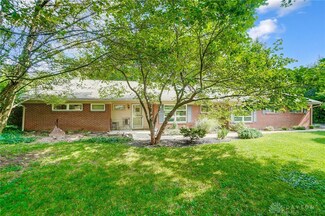 327 Banbury Rd, Dayton, OH 45459