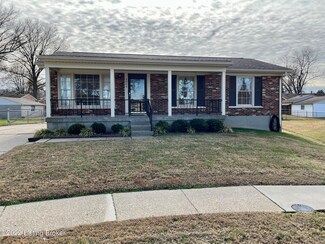 4904 W Bahama Ct, Louisville, KY 40219