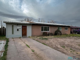 1003 Rancho Rd, Roswell, NM 88203