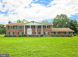 5084A Sands Rd, Lothian, MD 20711
