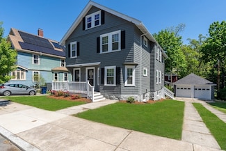 19-21 Cotton St Unit 19, Boston, MA 02131
