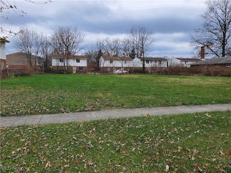 1330 Pennsylvania Ave, Lorain, OH 44052